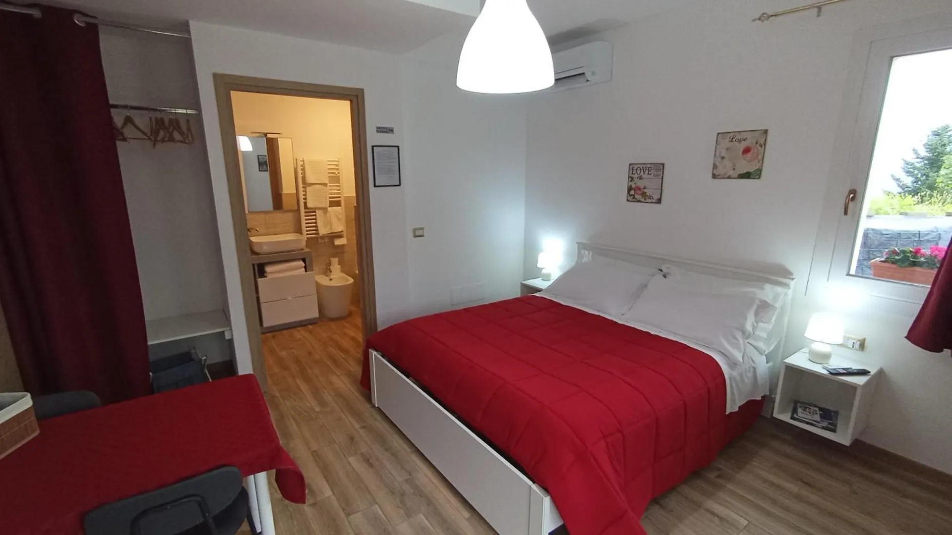 La Dimora Dei Due Laghi Bed & Breakfast Calolziocorte Italy